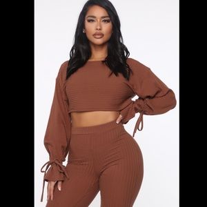 Rest up ribbed legging set